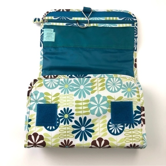 travel cosmetics case NEW folding with bath pouf and bottles - Picture 4 of 10